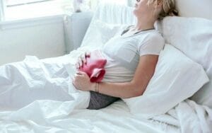 Cómo apoyar la salud hormonal de las mujeres con fatiga postviral